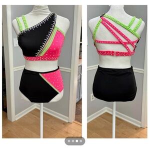 Stylish Black and Pink Women's Dance Outfit